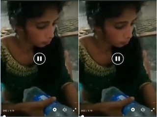 Desi Girl Sucking Lover Dick